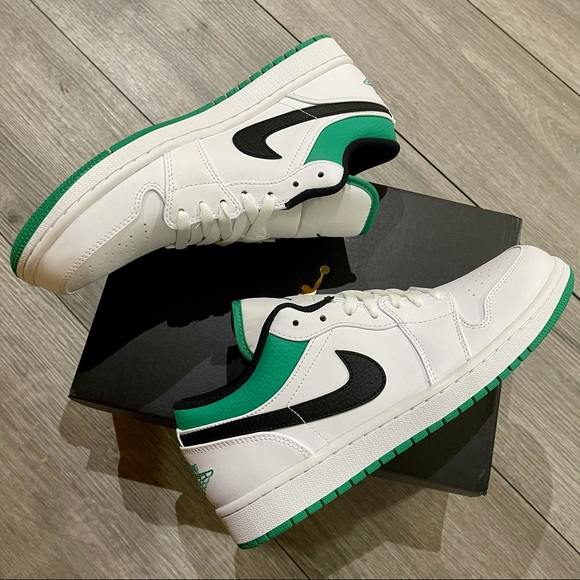 Air Jordan 1 Low Men’s Stadium Green - Picture 8 of 8
